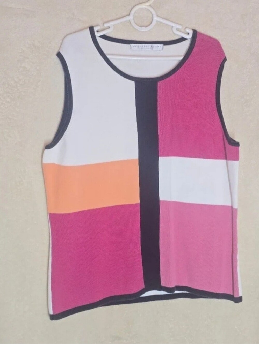 Geoffrey Beene Sport Vintage Sleeveless Pullover Vest Short Abstract Art